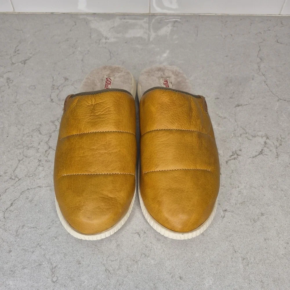 OluKai Mua 'Ili Slippers Men's 10 Leather Shearling Lined Mule Slip On Shoes